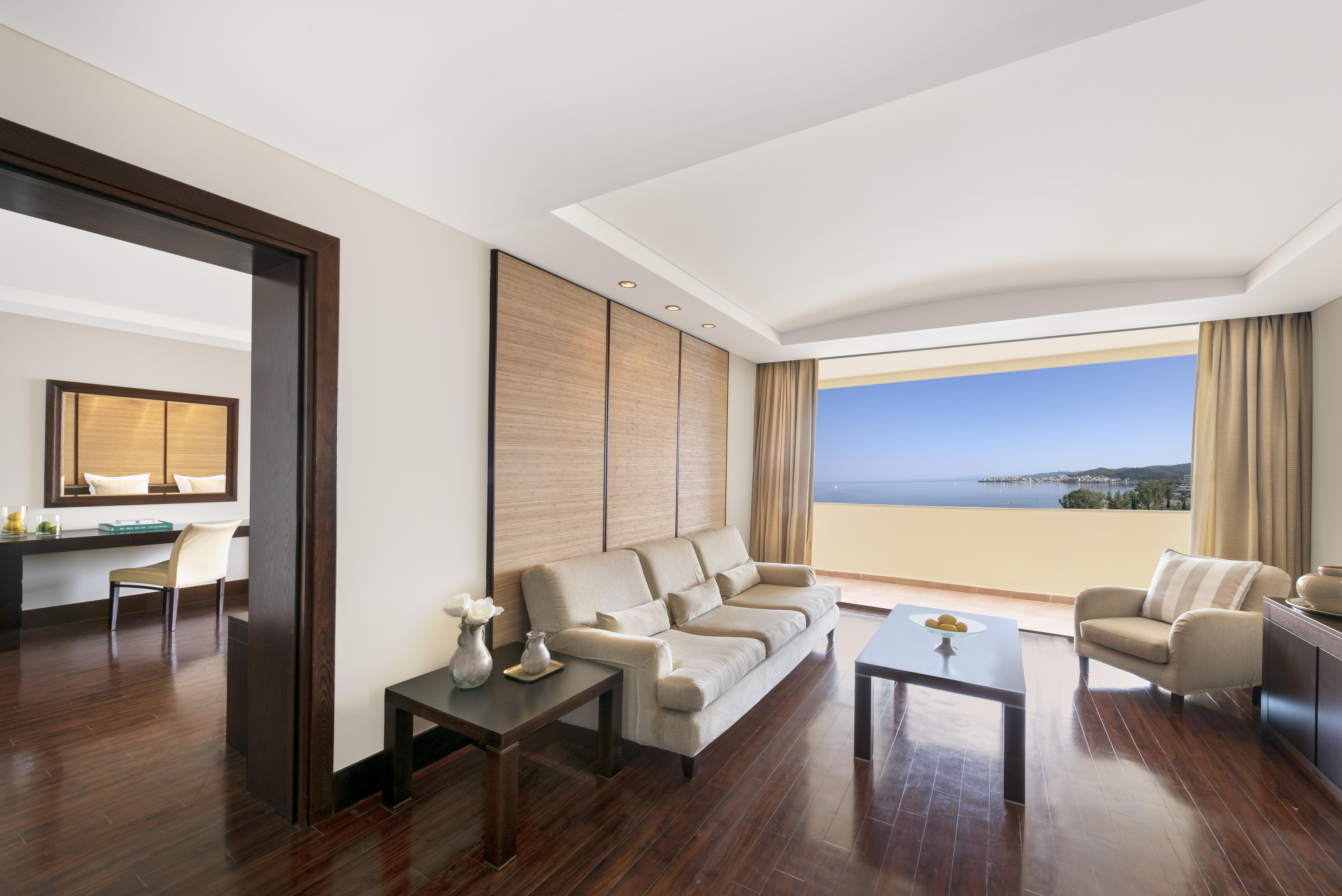 Porto Carras Meliton Hotel Neos Marmaras Exterior photo Suite at the hotel